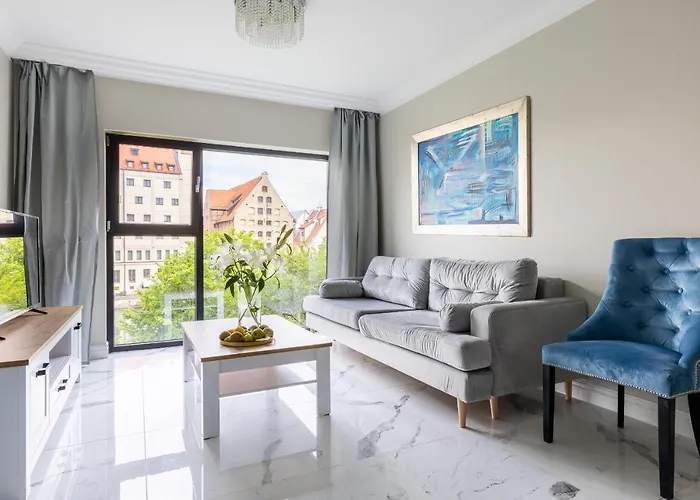 Mira Apartments