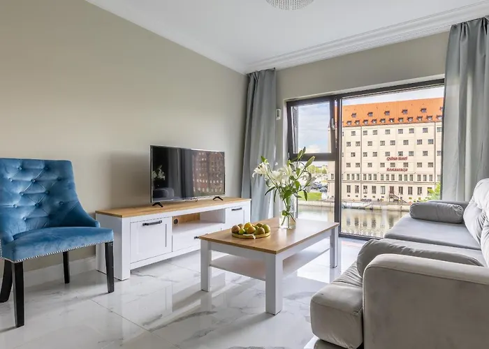 Mira Apartments